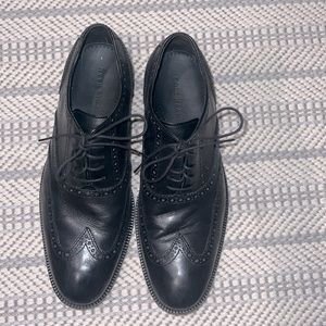 Mens Cole Haan lace up hard sole dress shoes